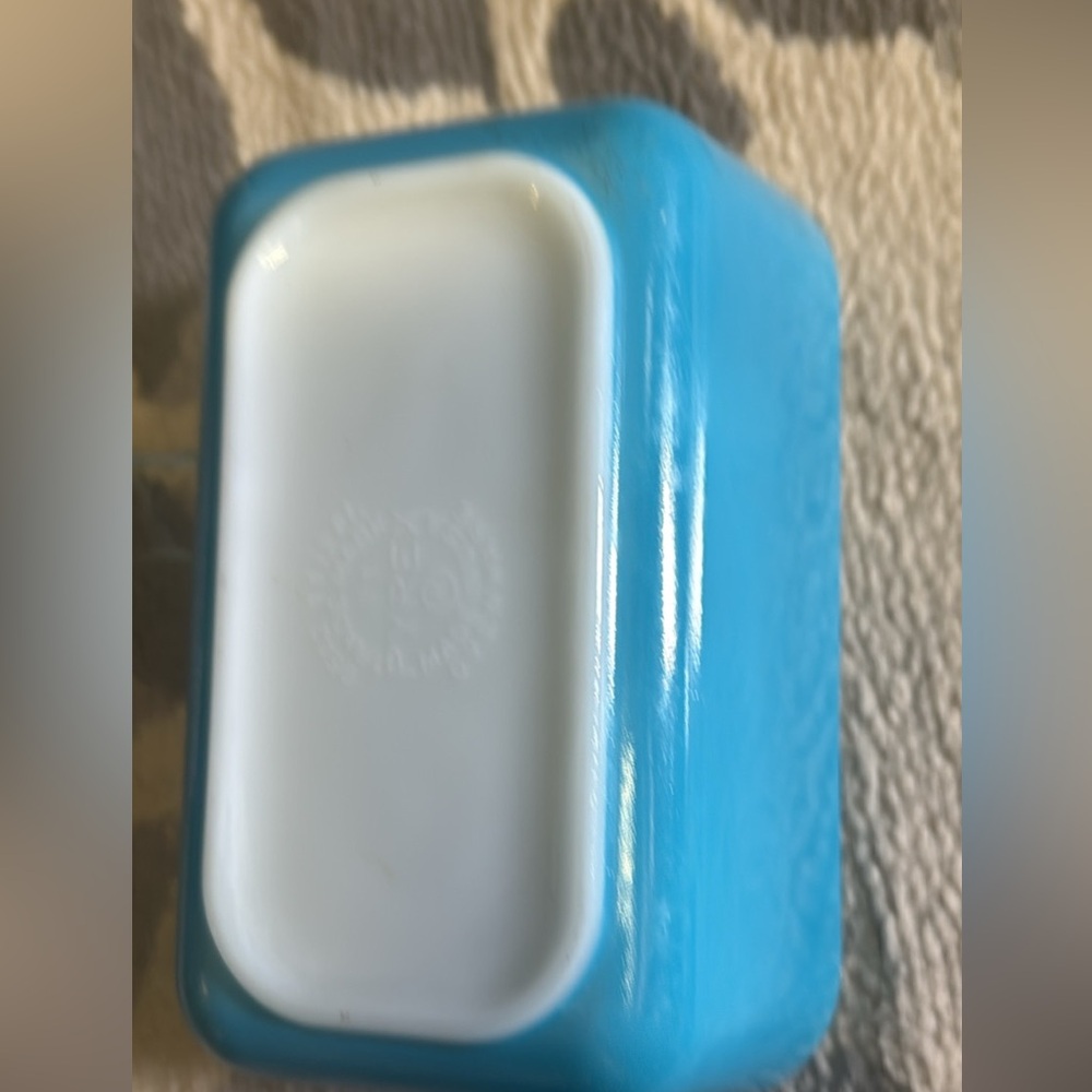 Pyrex Blue Rectangular Dish - Picture 3 of 4